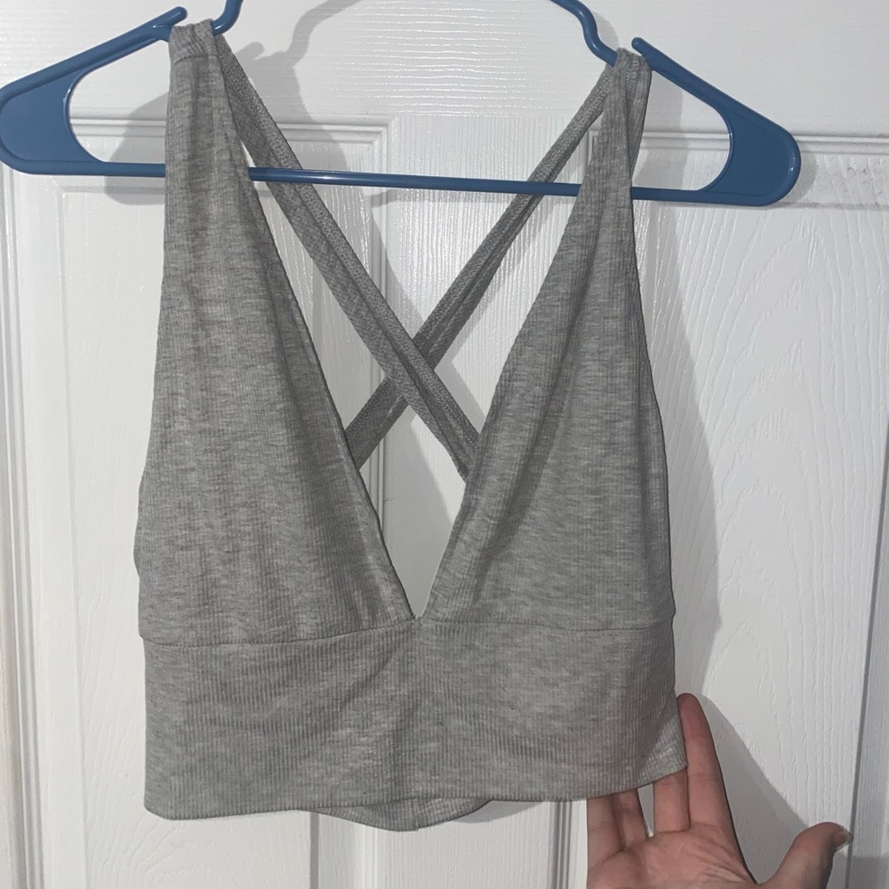 Cross Cross Back, V-Neck Tank